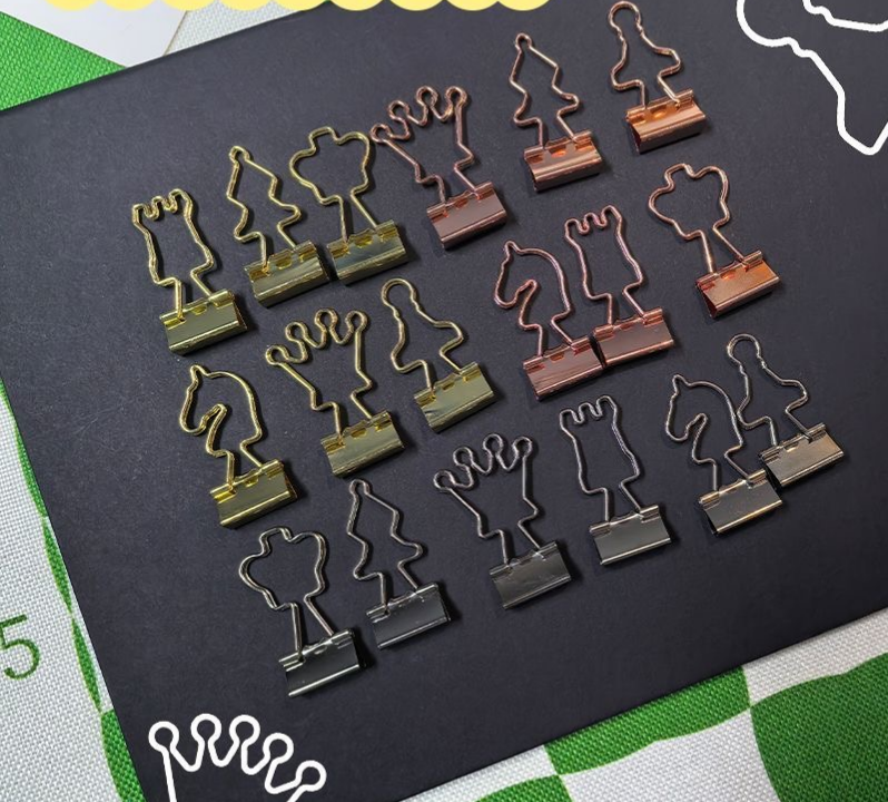 Metal Chess-Inspired Binder Clips-gold – Creative Hollow-Out Long-Tail Clips for Strategic Document Management