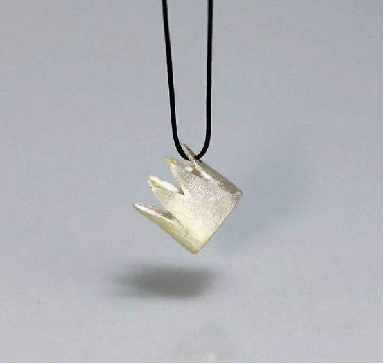 Minimalist  Necklace –silvery- Delicate Dainty Chain with Pendant