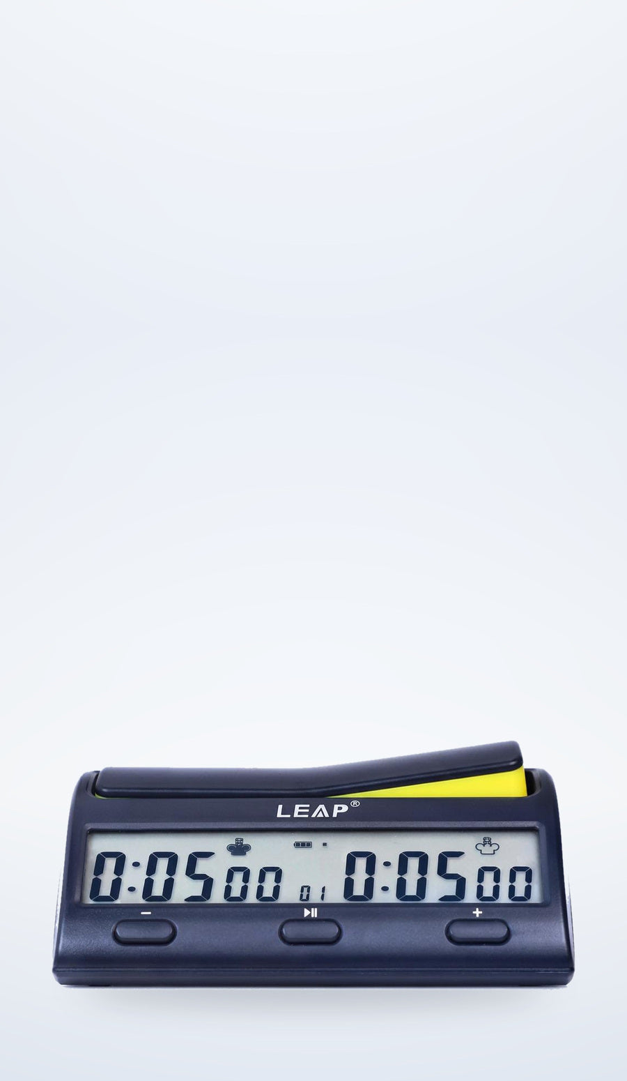 LEAP 9909 digital chess clock mobile banner, full clock with clean space for headline
